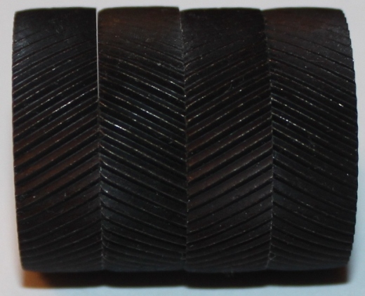 Ролик левый и правый для накатки сетчатого рифления 26х8х8 шаг 1,2мм (Россия)
